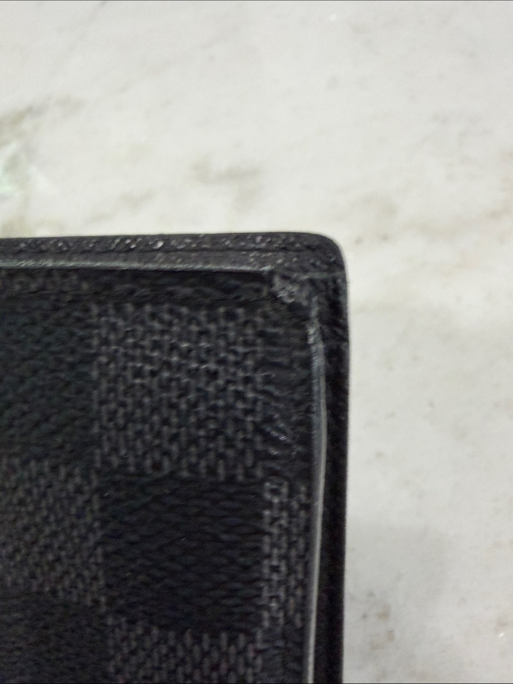 Authentic Louis Vuitton Men's Black Checkered Bi-Fold Wallet - Picture 14 of 14